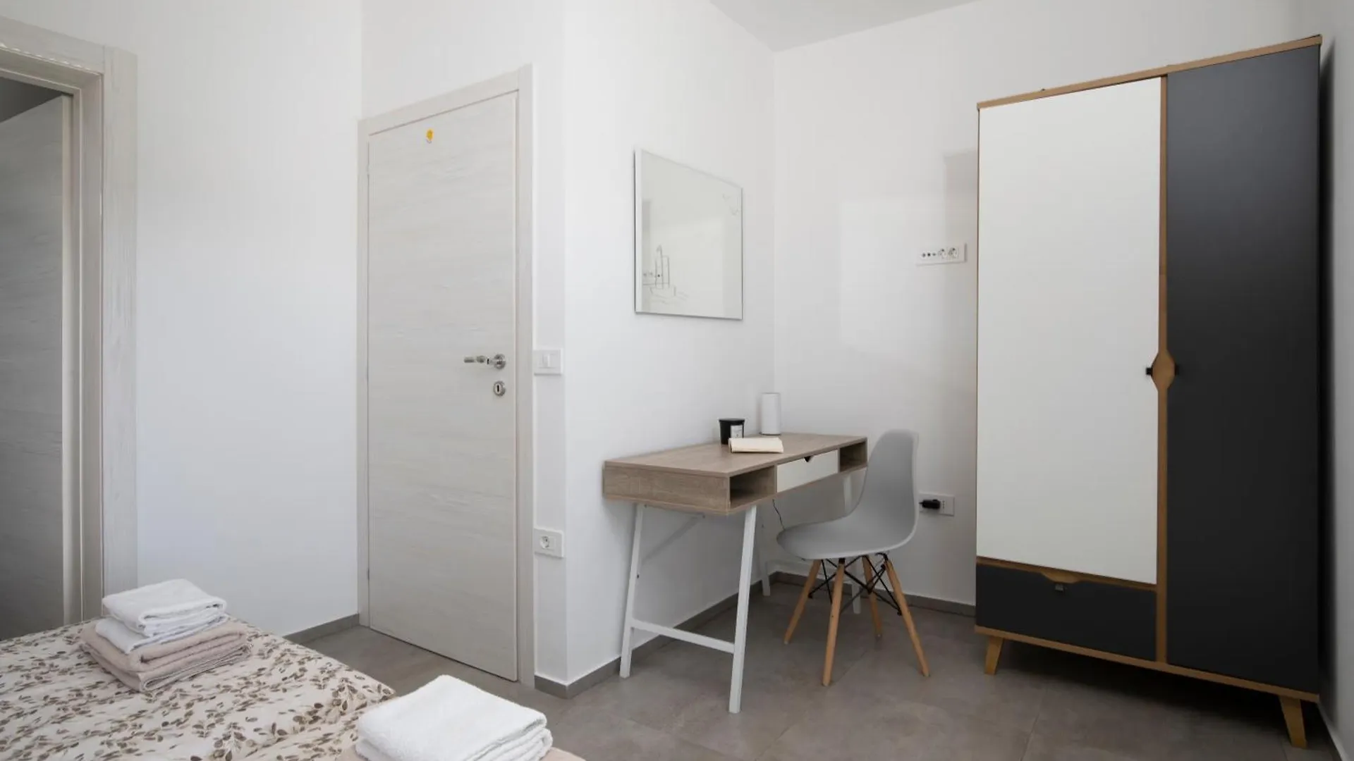 פולה Villa Edis