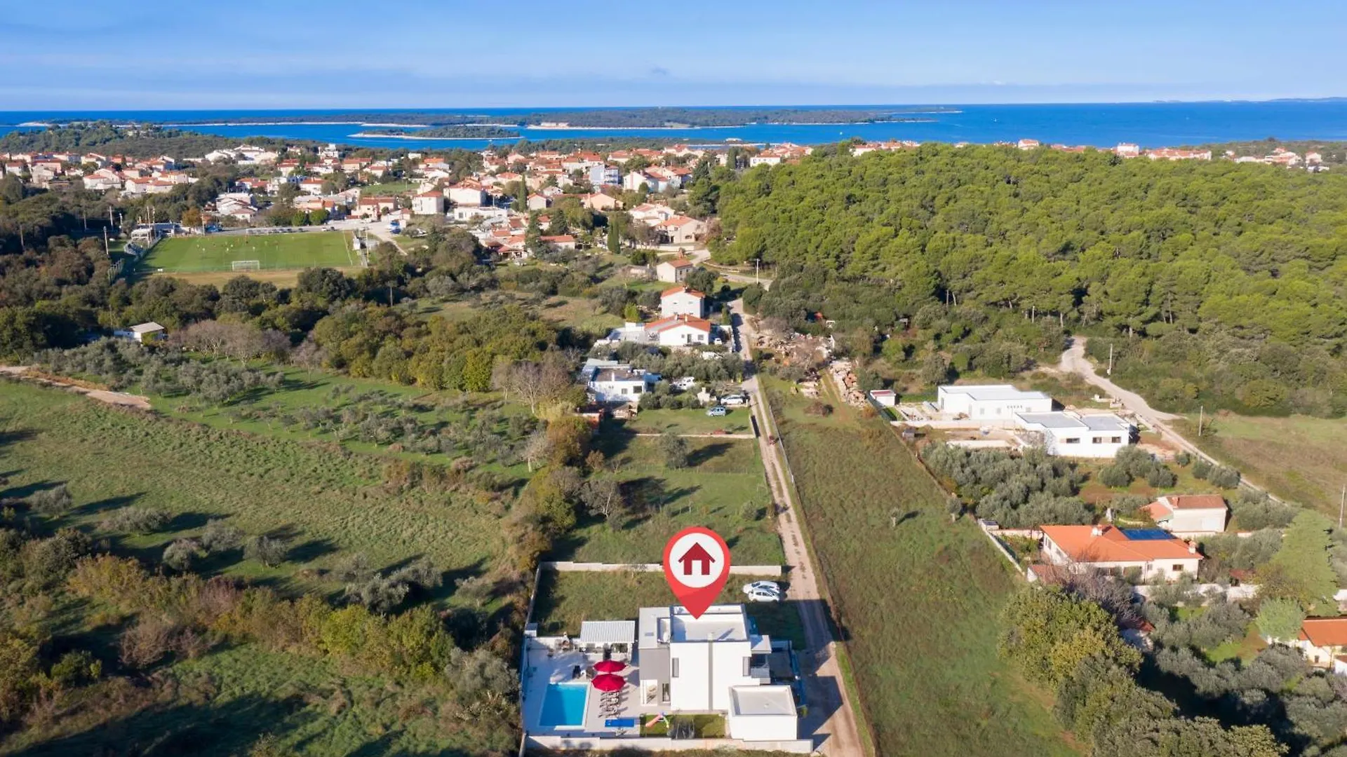 פולה Villa Edis